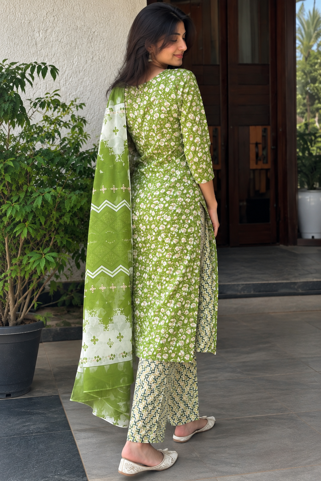 Olive Bloom Printed Kurta Set - Image 2