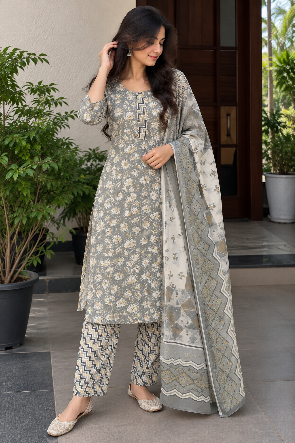 Silver Bloom Printed Kurta Set